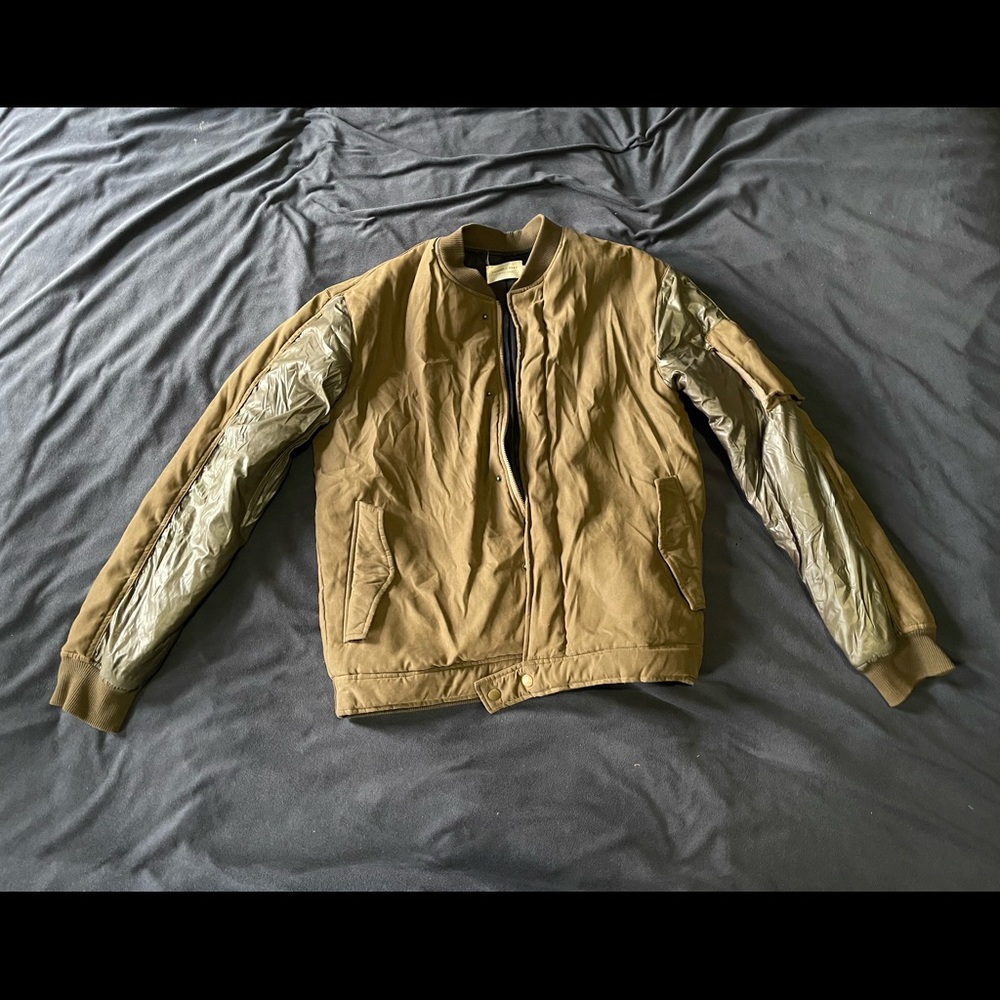 Bomber jacket